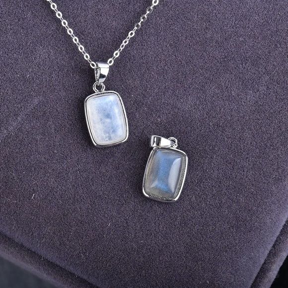 Natural moonstone necklace - real gemstone pendant necklace - Picture 2 of 3